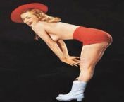 Norma Jeane / Marilyn Monroe 📸 Laszlo Willinger 1946 from 华乐棋牌安卓版→→1946 cc←←华乐棋牌安卓版 kvqi