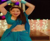 Snake dance with jumping navel ???? from girra from white chick erotic dance with tarun arora from loveguru 3gp