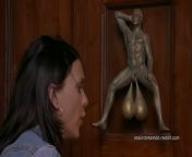 Anna Faris Bangs a Scrotum Shaped Door Knocker and Kicks a Man in the Balls in Scary Movie 2 (2001) from athena faris initial casting