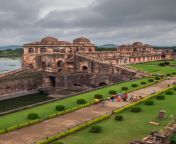 Best Places To Visit in Madhya Pradesh That Will Evoke The Storyteller In You-Lets take a tour of the popular attractions in Madhya Pradesh and enjoy a matchless experience of innumerable stories and uncountable mysteries. from pradesh khan