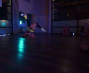 Small Freestyle during a workshop (Im in the neon shorts) from neon mp4