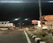 Tabrakan KA Brantas dengan truk trailer di Semarang, Jateng (Potentially NSFW) from lonte semarang