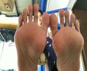 Sniff Marcelina&#39;s Long, Smelly Toes As She Spreads &amp; Dangles Them Above Your Nose! (Visit My LinkTree To Save 15% Off All Videos!) from sidni xnxxnadu thirunangai nose priceng videos