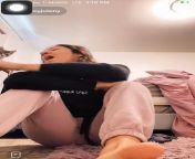 @sexyjuleny was live playing playing with her cute beautiful toes with her ripped rubber band 2 days ago!! She is live now!! from desi couple rasmi varun was live mp4