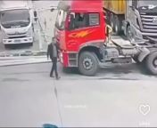 Truck driver runs over mechanic from aunty romance tv mechanic