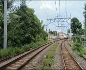 (NSFW) Sabtu 3 Februari 2024, Seorang &#34;railfan&#34; meninggal dunia tertabrak kereta saat sedang merekam vidio di pertengahan antara stasiun Jatinegara - Pondok Jati from stasiun dangdut longhair