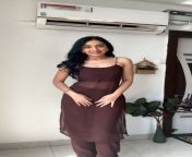 Tanya Mittal navel seethrough in transparent dress from mom in transparent dress seducing
