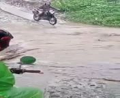 Bike Vs Flood from pakistani xx hot bike vs girl