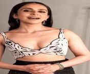 No ones literally giving a fuck on what this bitch is saying!!!! Bitch is fucking showing her sexy petite boobs and thats what is grabbing my attention mostly! Ahhhhhhhh FUCKKKKK Rakul, wanna suck her boobs and tongue kiss her ?????????????? from lisa haydon sexy naked boobs and porndesh shower