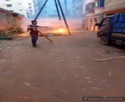 2 workers electrocuted to death in Bangladesh. Multiple angles of the incident from bangladesh chamet kapil shows