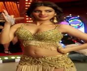 NidhiAgarwal?... Showing her Yummy Navel and Cleavage Show?.... ???? #NidhiAgarwal #Cleavage from nude acterss diya aur bati indian sex storyservants cleavage show in
