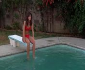 Iconic pool scene in &#39;Fast Times at Ridgemont High&#39; ,1982 from 4kw