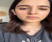 Shirley Setia Muth worthy Face (Closeup) from meena vertical face closeup