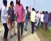 UP:&#34;Farmers&#34; mob in Lakhimpur forced stopped a BJP car with stonepelting &amp; rods causing car to overturn.Lynched 3 BJP karyakartas &amp; driver to death with rods.4 &#34;farmers&#34; also died as car overturned.Sources say target was the BJP ca from assamese north lakhimpur xvideosesi